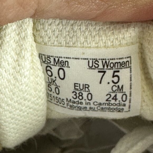 Vans Authentic Camo Women's size 7.5 Casual Shoes - Picture 7 of 8